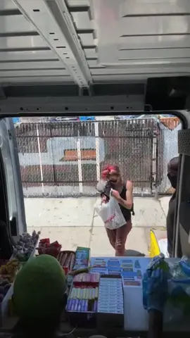 Queen said food makes her happy… San Diego family ❤️🙏🏾✊🏿