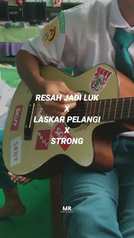 apa yang kalian rasakan ketika mendengar lagu-lagu ini frend? 🥀 #resahjadiluka #laskarpelangi #strong #resahjadilukaxlaskarxstrong #musikrapuh #musikstory #galaubrutal🥀 #fyp #liriklagu #nidji #onedirection #daunjatuh 