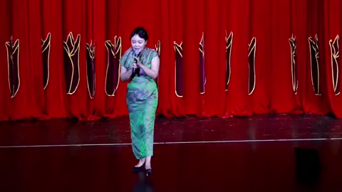 昨晚深圳的演出现场，还是热乎的！下周就要去贵阳和昆明啦哈哈哈#小剧场女王波波 #李波脱口秀 #李波脱口秀全国巡演