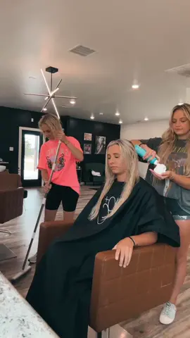 extra mousse for me  #fyp #trending #prank #hairstylisthumor #product #funnyvideo #salonlife #coworkers #clientsbelike #nomousse #hairstylistsoftiktok #hairstylistpranks 