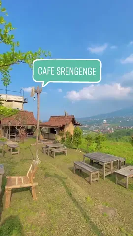 Sudah pernah mampir kesini apa belum rek?  . Video by listya_rafisqy  📍cafe srengenge tegal wetan, lumbangrejo prigen .  #wisatapasuruan #cafeprigen #cafepasuruan