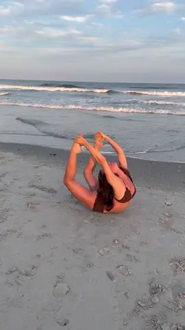 Find the love with in  #vulgaryogi #fyp #jersey #yoga #skims @SKIMS 
