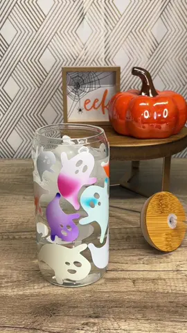 Spooooky color changing ghost glass is perfect for adding some fun to your drinks. Grab yours today in the tik tok shop below #sparkleonmain #beercanglasscup #libbeybeercan #halloweenglass #colorchangingglass #ghostglass #colorchangingcup #ghostcup #halloweentumbler 