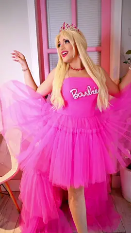 O dia que virei a Barbie para um ensaio maravilhoso 🥹💖 #HiBarbie #barbiegirl #barbie #barbiemovies #barbiefilmes #trend #fyp #fy #foryou #foryoupage #foryoupageofficiall #foryouu #barbiedreamhouse #BarbieMovie #barbiebr #cosplay #cosplayer #dublagem #dublagembr 