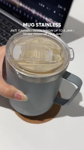 HAMPIR AJAA😭😱 Untung pake mug stainless yang anti tumpah. Bisa tahan dingin hingga 8 jam dan tahan panas hingga 6 jam 👌🏻 #parabotidn #tumblrmurah #racunshopee #tumblermurah #mugmurah 