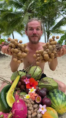 Imagine a tree with thousands and thousands of these fruits hanging, would you dive in?😳