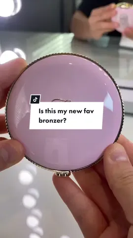 im in love im obsessed with this bronzer 🩷🤎🤍 — #beauty #makeup #makeuptiktok #bronzer #toofaced #toofacedmakeup #toofacedbronzer #aesthetic #pinterest #pink #itgirl #pretty 