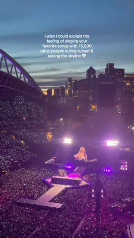 taylor really did that 💜 such a surreal moment as someone who grew up with her music. I went from singing alone in my room with a boombox in middle school / hs to THIS.  #seattleerastour #seattleerastournight1 #erastourtaylorswift #longlivetaylorsversion #theerastourseattle #theerastour2023 