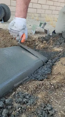 Shaping end piece before finish trowel work.  #construction #oddlysatisfying #satisfying #asmr #trending #cement #ox 
