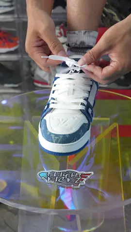 Cute ways to lace your shoes laces#sneakers #foryou #flightkickz #lacetutorial #laces #shoes #lvtrainers #laceshoes 