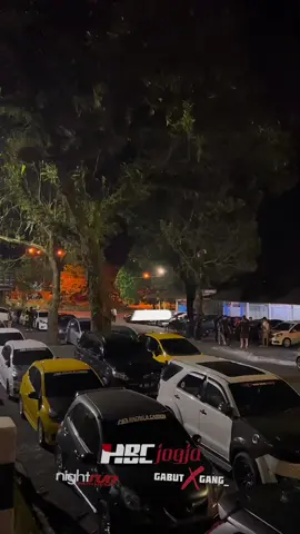 #nightrunindonesia x #hbcjogja x #gabutxgang 