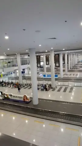 ✨ Arrival at NAIA Terminal 3 🛬 📍 Ninoy Aquino International Airport Terminal 3 🗺️ Pasay City, Philippines 🇵🇭 🗓️ July 2023 #arrivals #manilaairport #domesticflight #disembarkation #cebupacific 