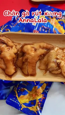So sánh chân gà rút xương mà hình như phát hiện ra cái gì đó #LearnOnTikTok #HienCao #FoodFestOnTikTok #reviewfoods #xuhuong #doanvat #muataitiktok #muataitiktokshop #changa #changaannalala #changauvi #changavietnam #annalala 