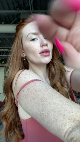 Have you ever seen someone full of stars?! 🤍✨⭐️ #freckles #please #fypp #ginger #frecklesgirl 