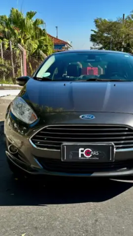 Ford Fiesta Sedan Titanium Plus 1.6 Powershift, 2016/2017, na cor cinza com interno cinza, versão top de linha, 98.000km, segundo dono. R$ 56.990,00 SP📍 • Teto solar elétrico  • Bancos em couro  • Multimidia integrada com GPS • Faróis com regulagem de altura  • Volante multifuncional  • Rodas de Liga leve aro 17’ #ford #fordfiesta #fiestatitanium #consultoria #carrosdeluxo #carros #carrosusados #carrosseminovos #dropshipping #dropshippingbusiness #carrospremium #carrosimportados #intermediacao #carrosinstagram #carrossp #sp #veiculos #veiculosseminovos #veiculospremium #veículos #veiculosusados #veiculosavenda #veiculosimportados #fccars