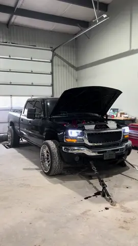 Guess the power numbers below, lets see who can get it right 😂#dyno #slow #lbz #duramax #gmc
