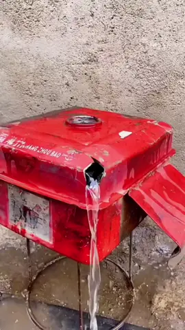 💯 Nếu không tin đúng như quảng cáo, quý khách có thể đến trực tiếp cửa hàng để dùng và trải nghiệm miễn phí  KEO CHÍNH HÃNG X3000 HÀN TẤT CẢ CÁC VẬT LIỆU TRONG CUỘC SỐNG, CỨNG NHƯ LÀ MỘT MŨI HÀN.  Sử dụng trong các môi trường ẩm, ướt, khô, nóng, lạnh, chống thấm, trên tất cả các chất liệu: Kim loại, nhựa, gỗ, cao su, kính, tường, bê tông, gạch men, gốm sữ, mái tôn, inox ... kể cả trên bề mặt sơn chống dính. hàn được rất nhiều tôi kể không hết.