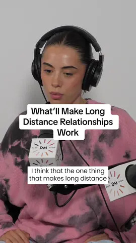 Honesty and trust are 🔑 in long distance relationships, agree? #relationshipadvice #longdistancerelationship #morgancohen #podcastclips 