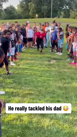 He’s only 9 years old 😦 (via @Tmoney and his OG) #football #dad #tackle #son #wow 