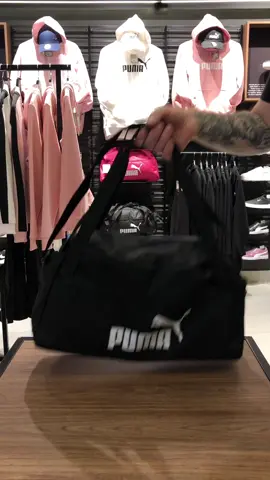 Dá uma olhada nessa seleção de Bolsas, Mochilas e Bags a parti de R$199,99! 
 #Puma #Bags #tennisbar #Lifestyle