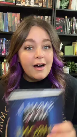 Just one smooch 😘 #dorianhavilliard #chaolwestfall #throneofglass #crownofmidnight #sjm #sjmaas #sarahjmaas #BookTok 
