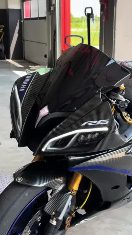 Rate 1-10 this r6m🥶 #ssamboll #foryou #fyp #viral #yamahar6 #r6m #viral #carbon #motorcycle  