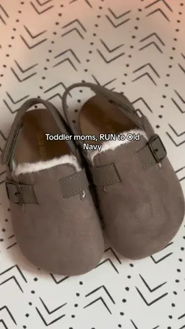 In my ltk 🫶🏻Second year buying these #fyp #oldnavy #oldnavytoddlerfinds #oldnavyhaul #oldnavymusthaves #toddlertok #toddlerfallstyle #oldnavyfallfashion 