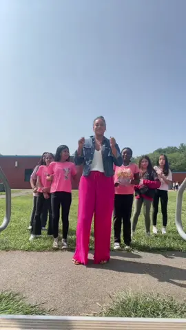 Summer School Vibes #onwednesdayswewearpink #summerschool #teacher #teachersoftiktok #teacherlife #teachers #teachers 
