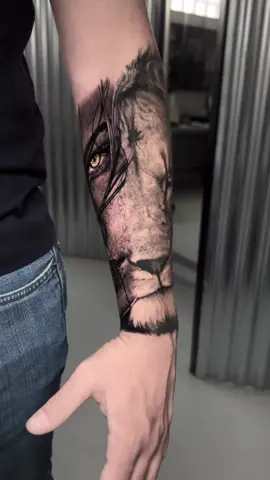 Realistic black and gray portrait and lion forearm tattoo tattoo artist - G.Pellerone #tattooartist  #portraittattoo  #liontattoo  #realistictattoo  #armtattoo  #tattooideas #blackandgraytattoo 