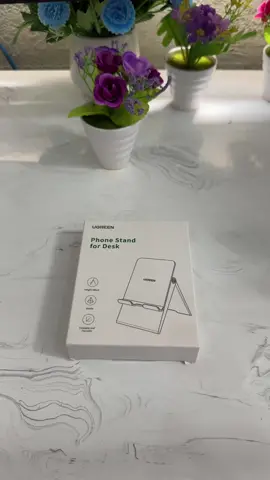📱Trên tay giá đỡ điện thoại dạng trượt Ugreen LP247