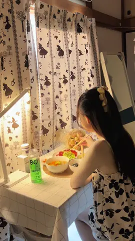 Em cũng chỉ là con gái, buồn là ăn không ăn là buồn 🥰 #fyp #xuhuong #daily #12🇯🇵 