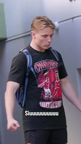 Tag a Ronaldo fan that should use this pickup line! Picking up girls with cringe pickup lines | How to pickup girls #pickupline #pickuplines #bestpickuplines #ronaldo_fans #cr7 #viral #fyp #rizz #messi @Viva Vintage Apparel 