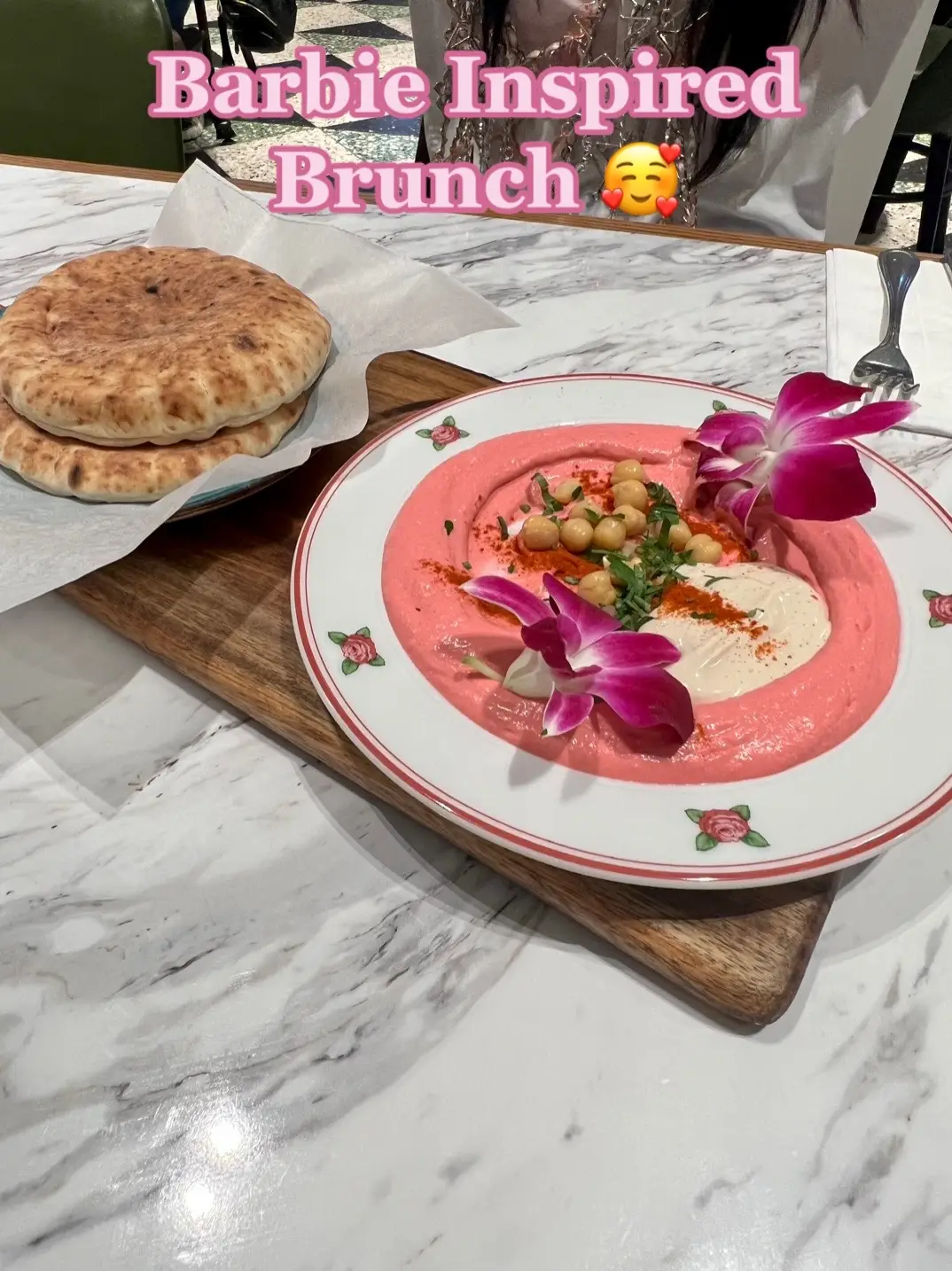 Have a cute Barbie inspired Brunch at Cafe Landwer, Located at the Century City mall!  Such a vibe! 🥰💕 #thingstodo #barbie #BarbieMovie #brunch 