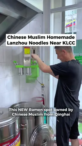 This NEW Chinese-Muslim restaurant is where you go for homemade traditional Lanzhou Beef Noodles 😍 📍Musa Lanzhou Ramen @ Wisma Central, KL 