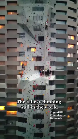 ⚠️ 🧗‍♂️🫣 Have you seen the tallest climbing wall in the world? Located in Copenhagen, Denmark on the power plant CopenHill with a total height of 85 m and a width of 10 m.  #climbing #climb #sports #drone #copenhagen 