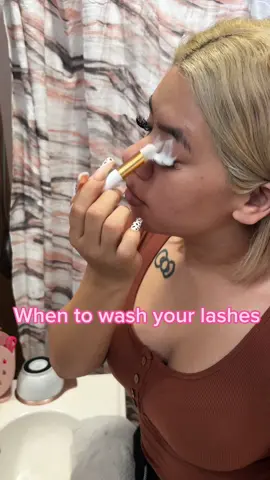 Aftercare is just as important as the application. 🫶🏻 #lashextensions  #lashtech #lashes 