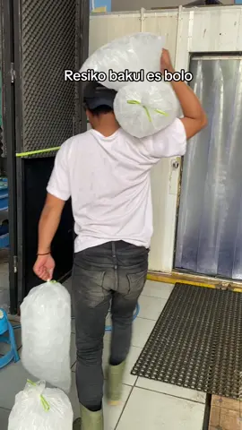 Pehh usaha lagi mlaku meh di ateni🥴
