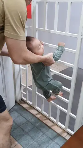 Caleb started climbing before he was 1  His motivation? the padlock that was on the gate. 🔒😂