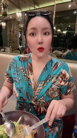 谁知道芭提雅有什么好玩的？求推荐！#李波脱口秀 #小剧场女王波波 #李波脱口秀全国巡演 #泰国