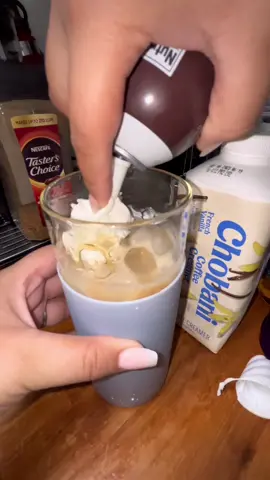 #coffeetiktok #coffeeaddict #icedcoffee #fyp #carmelicedcoffee #latinacontentcreator #coffee #coffeee #asmr #asmrcoffeemaking #asmrcoffee @Chobani @ALDI USA @Torani @Smuckers 