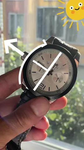 Yetenek 24/30 - Saati PUSULA Gibi Kullanmak! 🧭 Daha fazla yetenek için takip etmeyi unutma! Saadece saati kullanarak yön bulmak artık çok kolay eğer pusulanız yoksa bile gösterdiğim gibi saati kullanarak yönünüzü tain edip kurtulabilirsinizz. 🧭 #yetenekli  #öğrenmek  #öğrenmek  #skill  #skillschallenge  #öğrenmekgüzeldir  #lifehacks  #LifeHack  #nasılyapılır  #tiktokfaydasıçok  #nasıl  #gelişim #pusula #saat #compass #clock #yön #yönbulma #doğadayaşam #doğadayız #tiktoktaktik