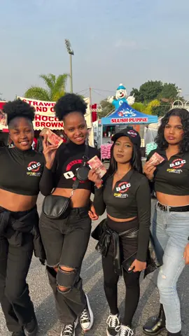 We took the R50 challenge to the ABH Charity fair 2023 in Chatsworth- We were proudly driven by CMH Honda Umhlanga - Original Challenges like these are powered by Goldrush.co.za #dalaucrew #goldrush #abhcharityfair2023 #chatsworth 
