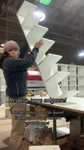 Repisa torre colgante! Es un mueble muy facil de hacer! #carpinteria #tips #turorial #parati #tiktok #viral #muebles 