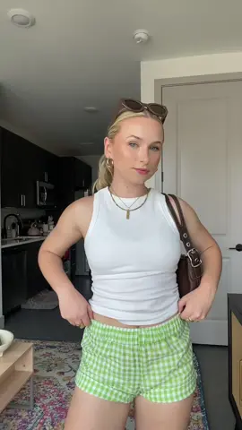 boxer shorts OOTD #outfitinspo #fitcheck #outfitcheck #summerstyle #summeroutfits #casualoutfits #casualstyle #dailyoutfitinspo #summerootd #StreetStyle #casualstreetstyle #OOTD #boxershortsoutfit 