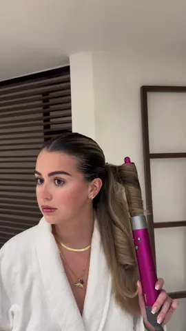 wait for it🥲 #grwm #makeup #skincare #vacation #summermakeup #foryou#foryoupage #nurse #nursing #nightshiftnurse #nursingstudent #boyfriend 