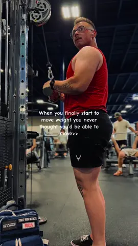 I never thought I’d be able to do 160lbs on tricep extensions but all the hard work and dedication working towards this show is starting to make me realize I’m able to do a lot more. #fyp #Fitness #gym #gymmotivation 