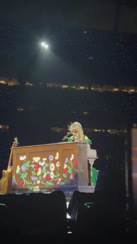 Timeless 💜✨ Denver Surprise Song Night 1 #timeless #surprisesongdenvernight1 #taylorswift #denvererastour #surprisesongs 