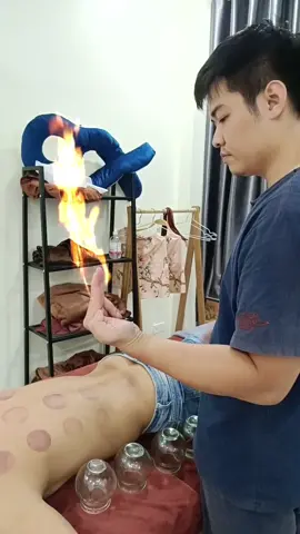 mình chuẩn bị nhận giác hơi online với hiệu ứng mới này của tiktok nha. các bạn ở xa cũng giác được nha #VoiceEffects 