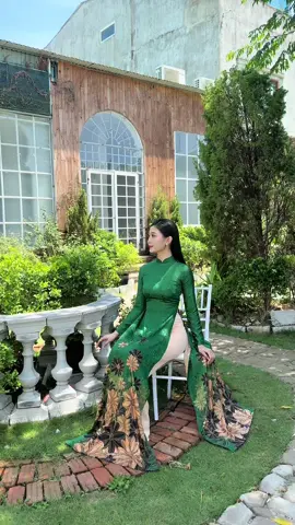 Bộ áo dài gây thương nhớ! Phù hợp mọi lứa tuổi nhé chị em nhà mình #aodai #aodaidep #macdepmoingay #xuhuongtiktok #aodailua #aodaitrungnguyen 