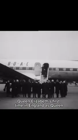 #foryoupage #royalfamily #fyp #queen #england #queenelizabeth #plane #british 